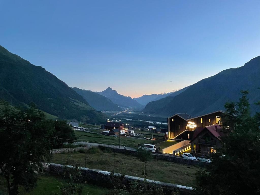 Jamarjeti Hotel Kazbegi Luaran gambar